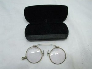 round no frame glasses