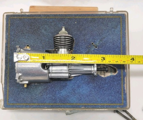 Vintage O&R Midjet .049 Modellflugzeug Motor & Original Koffer, Propeller; Ist-Zustand - Bild 13 von 16