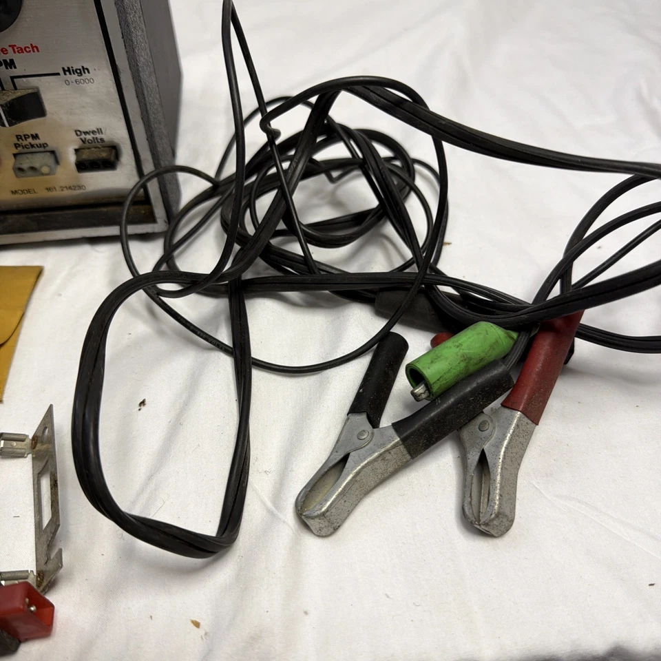 Analizador electrónico de motor de estado sólido Sears Craftsman modelo 161.214230 de colección Foto 4 de 4