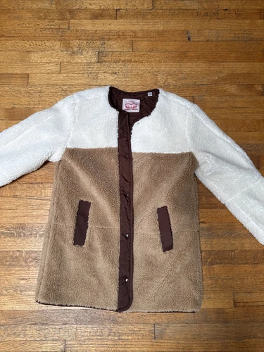 Levi’s Women’s Sherpa Coat Jacket New Size Large 