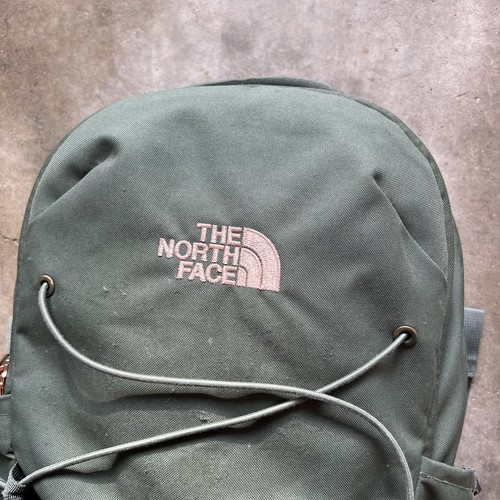 THE NORTH FACE Jester Laptop Backpack, TNF Olive Green, One Size - USED - Picture 4 of 9