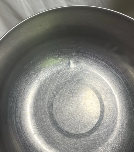 Unbranded Vintage Stainless Steel Mixing Bowl D Ring 5.5-6 Qt USA - Picture 4 of 8