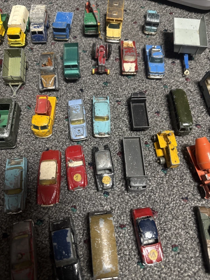 Lote de carros fundidos Husky e Lesley caixa de fósforos antiga - Imagem 3 de 4