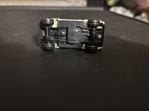 Ertl The Dukes of Hazzard Daisy’s Jeep - Picture 6 of 6