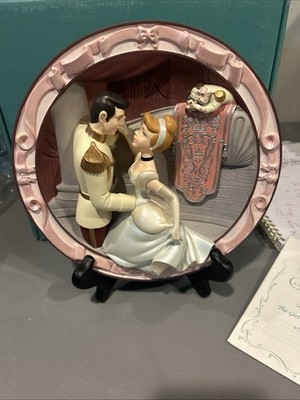 Walt Disney Cinderella Collector's Plate 3D Print Girl of His Dreams #647/7500
