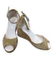 Viscata Barcelona Womens Peep Beige Suede Wedge Espadrilles size 39/8 SKU 9240
