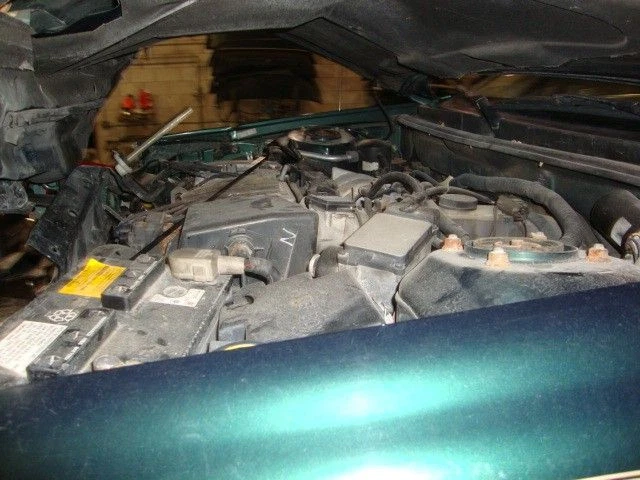 Panel de acabado trasero compatible con 98 MAZDA 626 207748 Foto 4 de 4