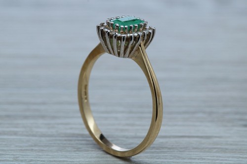 Ring mit Smaragd und Diamant Halo besetzt Gelbgold - Bild 9 von 9