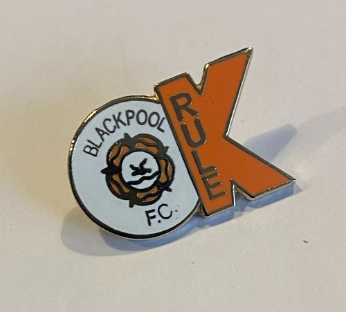 BLACKPOOL BADGE FOOTBALL CLUB FC. ENAMEL BADGES SUPPORTERS. 200+ PINS SEASIDERS - Picture 159 of 203