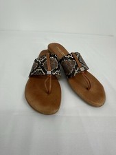 Andre Assous Nice Flip-Flop Thong Sandal Women's Size 9 Made in Spain Leather