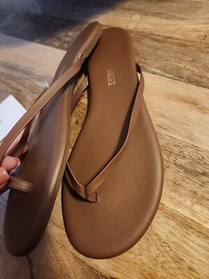 New~ TKEES Heat Wave Flip Flops Flats Sandals Women's size