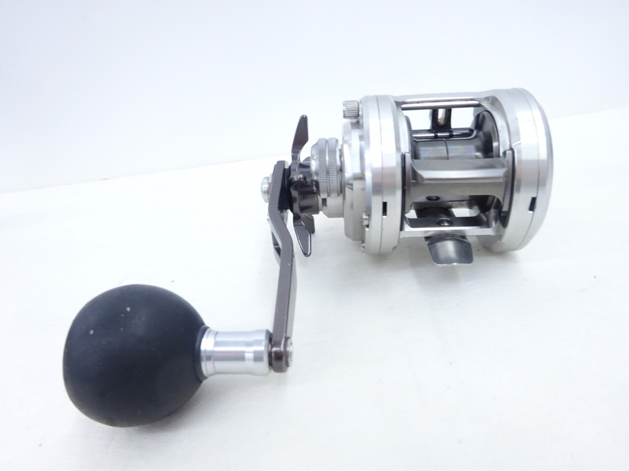 Theta 200R Inshore/Bay Light-Jigging Casting Reel