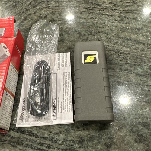 Snap On ecspc022gm Rechargeable Pocket Flood Light flashlight & laser Pointer - Picture 4 of 5