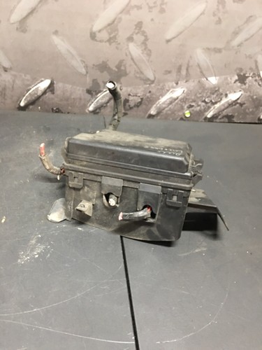 2006 Buick LaCrosse Fuse Box Relay Unit Module Oem - Picture 3 of 3