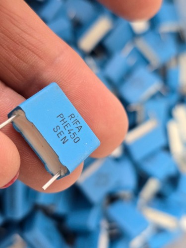 450 Stück RIFA Tyco/Elektronik RHE450 16VDC MAX Strom: 100A MAX KONDENSATOREN - Bild 4 von 4