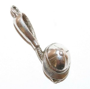 Vintage-Equestrian-Horse-Riding-Hat-amp-Crop-English-Sterling-Silver-Charm-Pendant