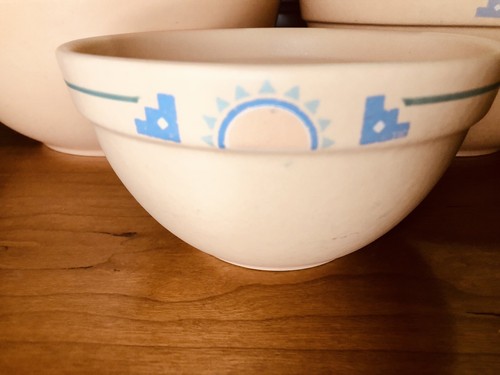 Vintage 1980's Treasure Craft Set of 3 Nesting Bowls Peach Southwest Aztec - Picture 3 of 4