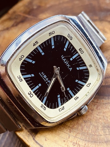 Gorgeous massive Chaika Dashboard Style Early Soviet USSR Quartz Watch #7401 - Picture 14 of 20