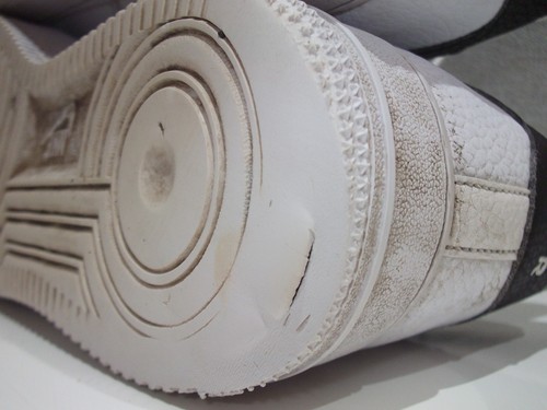 NIKE Air Force 1 '07 Scarpe da Ginnastica Basse Uomo Bianco/Nero TAGLIA UK 10,5 - SUOLA DANNEGGIATA - Foto 14 di 15