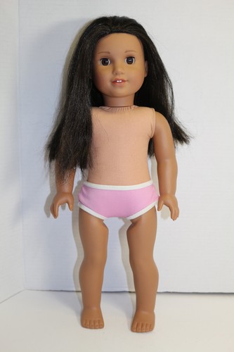 2014 American Girl Puppe 18 Zoll braune Augen mitteldunkle Haut, Haare mit Outfit & Schuhen - Bild 12 von 14