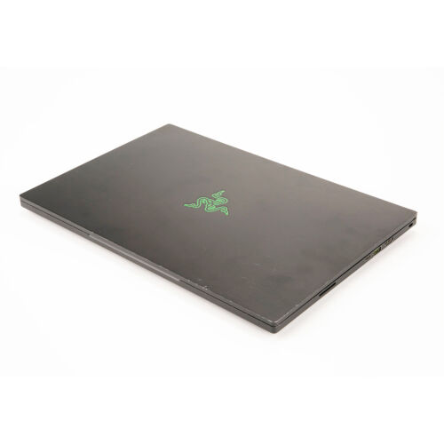 Razer Blade 15 Advanced 15.6" 4K OLED Touch Gaming Notebook Computer SKU#1828748 - Picture 2 of 6