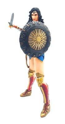 WONDER WOMAN フィギュア SQUARE ENIX WONDER WOMAN PLAY ARTS Kai Wonder Woman PVC