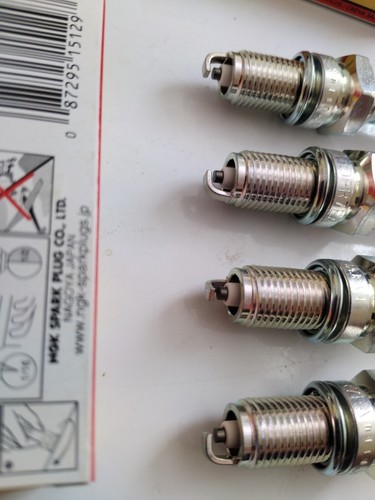 4 x NGK DPR7EA-9 stock# 5129 Spark Plugs for lots of bikes - Picture 3 of 6