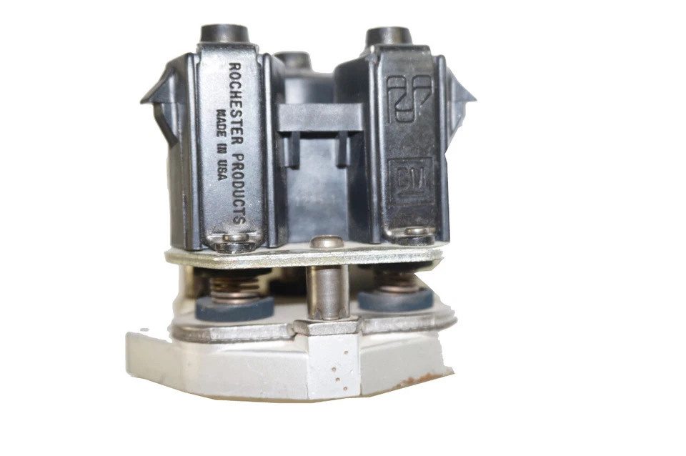 Válvula EGR para Century LeSabre Regal Camaro Lumina Delta 88 Grand Prix Am usada Foto 3 de 4