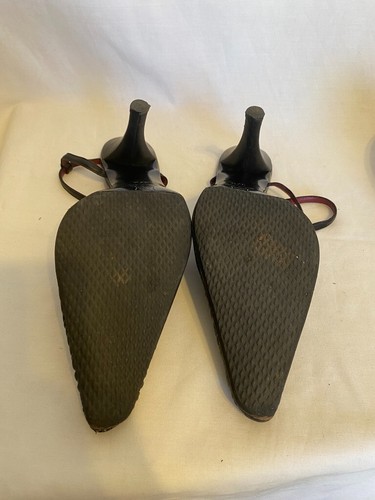 RARE! IXOS Black Leather Straps Heels Pumps Sandals Shoes ~ Made in Italy ~Sz.8M - Picture 9 of 9