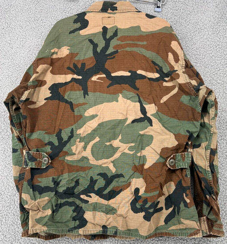 USAF Men’s Hot Weather Woodland Camo Pattern Combat Coat Patches Sz:Medium/Short - Picture 15 of 17
