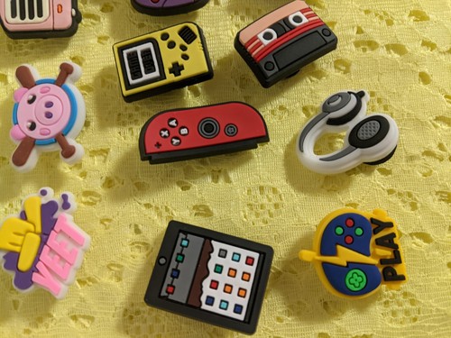 21 PC Different Shoe Charms Decoration Accessories For Shoes NEW gaming theme - Picture 4 of 5