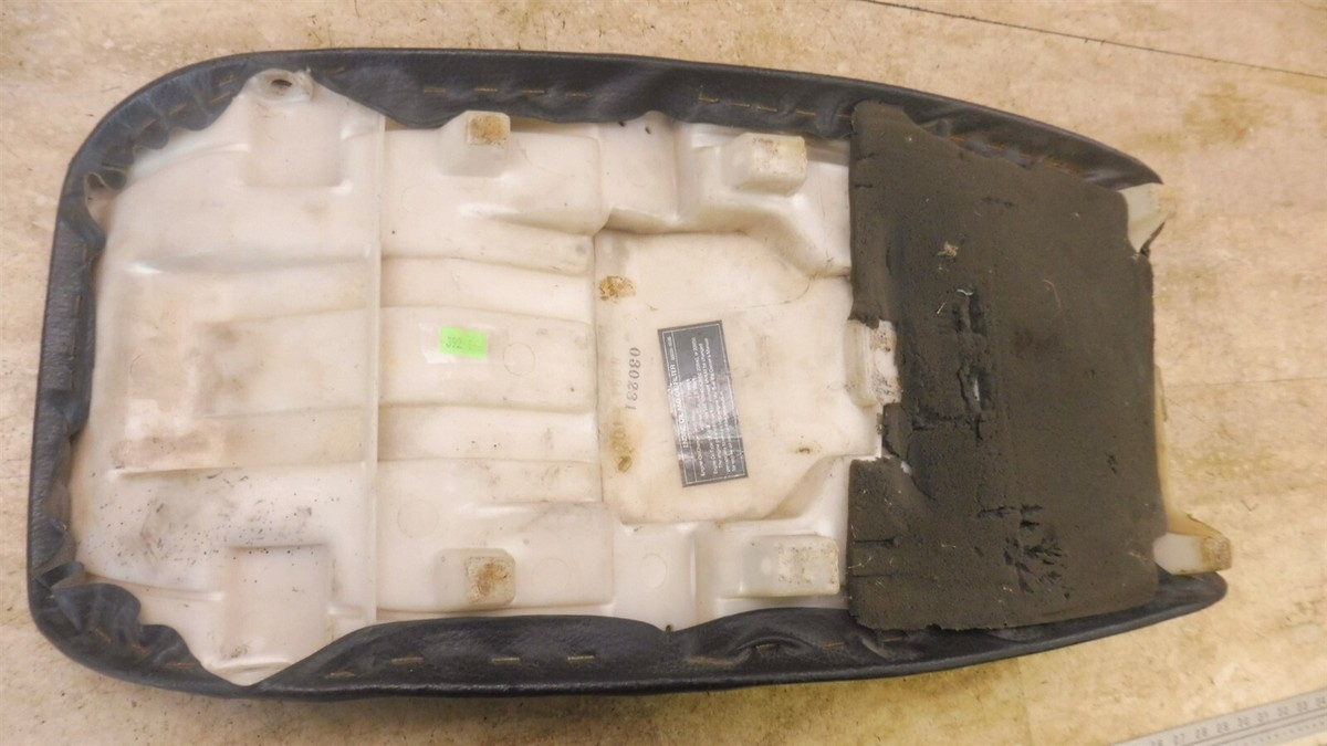 1990 Kawasaki Ninja ZX600 K392-1) seat saddle | eBay