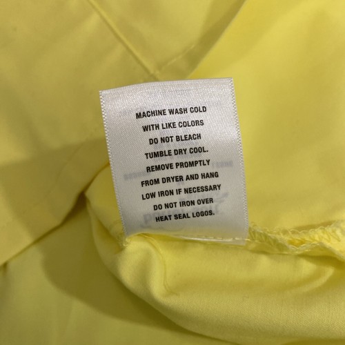 Butter-soft Stretch Womens M Scrub Top Yellow NWT Short Sleeves V-Neck Pockets - Picture 12 of 14