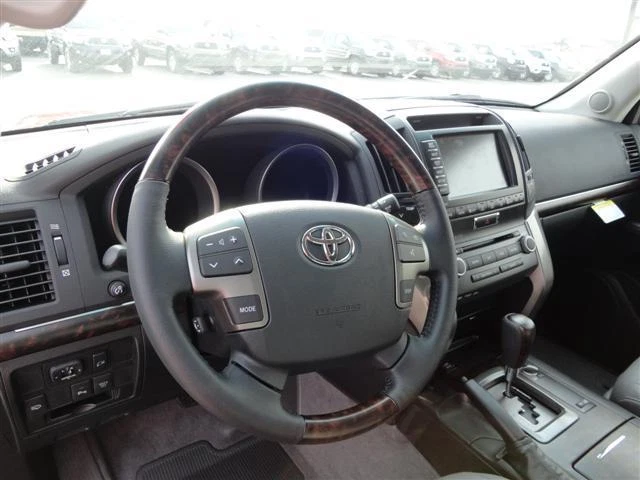 Toyota LAND CRUISER FJ200 FJ-200 2008-2014 wood genuine leather steering wheel - Image 4 of 4