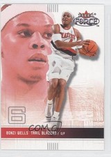 2001-02 Fleer Force Bonzi Wells #77 0n6