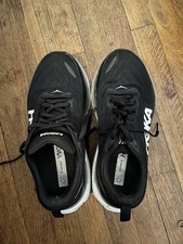 Size 8B Hoka One One Bondi 8 Black White W