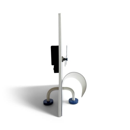 80er Jahre postmoderne dreieckige Tischuhr von Jeco - Bild 9 von 9