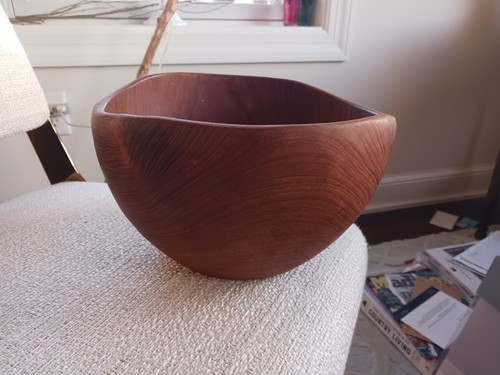 Vintage LEONARD Brown Wooden Dough Bowl 10" x 6" Nice Patina Appalachia Walnut? - Picture 1 of 14