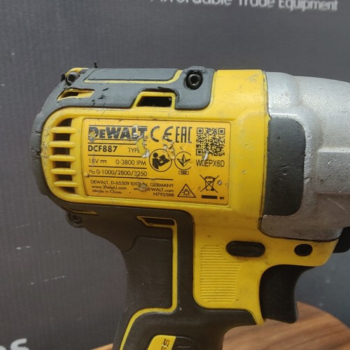 DEWALT DCF887 18V Cordless Impact Driver . GWO . VAT INC . FREE P&P '5750 - Picture 12 of 16