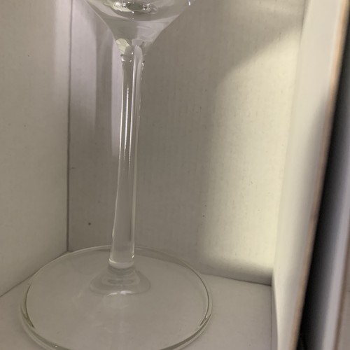 Schott Zwiesel Fine Beaujolais Set of 8 Goblet Wine Glasses NEW!! - Picture 6 of 6
