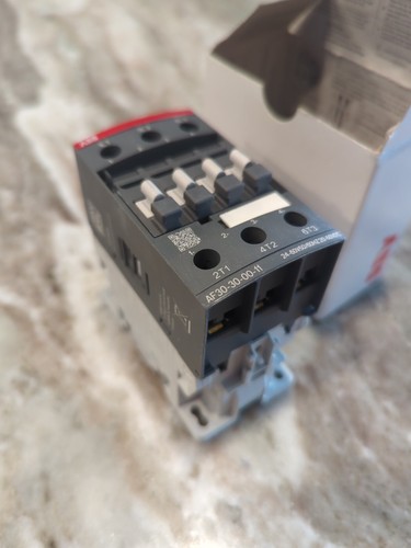 1PC ABB Contactor AF30-30-00-11 NEW 1SBL277001R1100 24-60V50/60HZ 20-60VDC - Picture 3 of 4