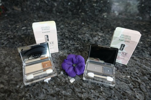 Clinique All About Shadow Duo .07oz selecciona tu tono - Imagen 2 de 4