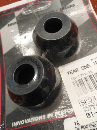 CUDA CHALLENGER GTX CHARGER CORONET DUSTER DART SP53 TIE ROD BOOTS - Picture 2 of 3