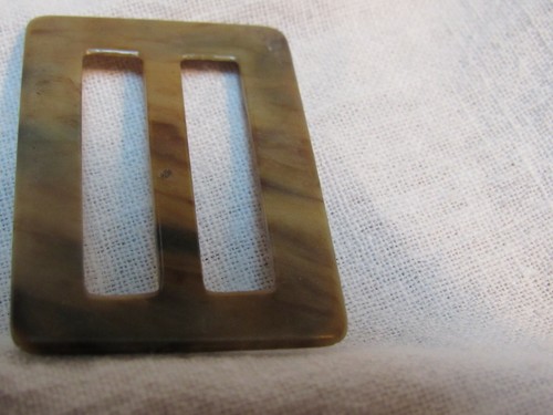 Vintage Marbled Tan Plastic Sash Belt Buckle 1-5/8” x 1-3/16” - Picture 3 of 3