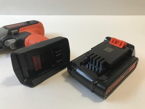 BLACK+DECKER BCD702 20V MAX 2-Speed Cordless Drill/Driver - Picture 2 of 7