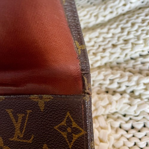 Bolso sin asas Louis Vuitton monograma largo bolso pequeño doble pliegue marrón lona recubierta - Imagen 11 de 16