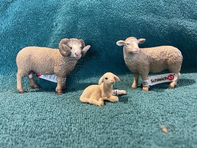 【sheep♪】 SHEEP FAMILY by Schleich/Ram, Ewe, Lamb/New w/tags/Retired/13726