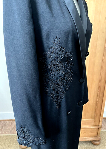 Stunning VTG Formal Black Tuxedo Embroidered Wrap Coat Dress by Anne Klein 4/6 - Picture 7 of 14
