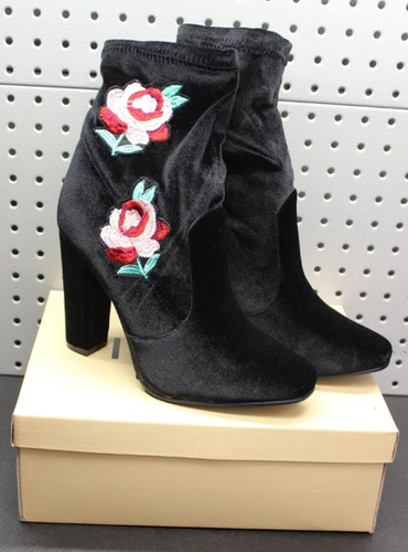 YOKI Women's Bootie Size 11 Boot Suede Milles Black Floral Shoes New