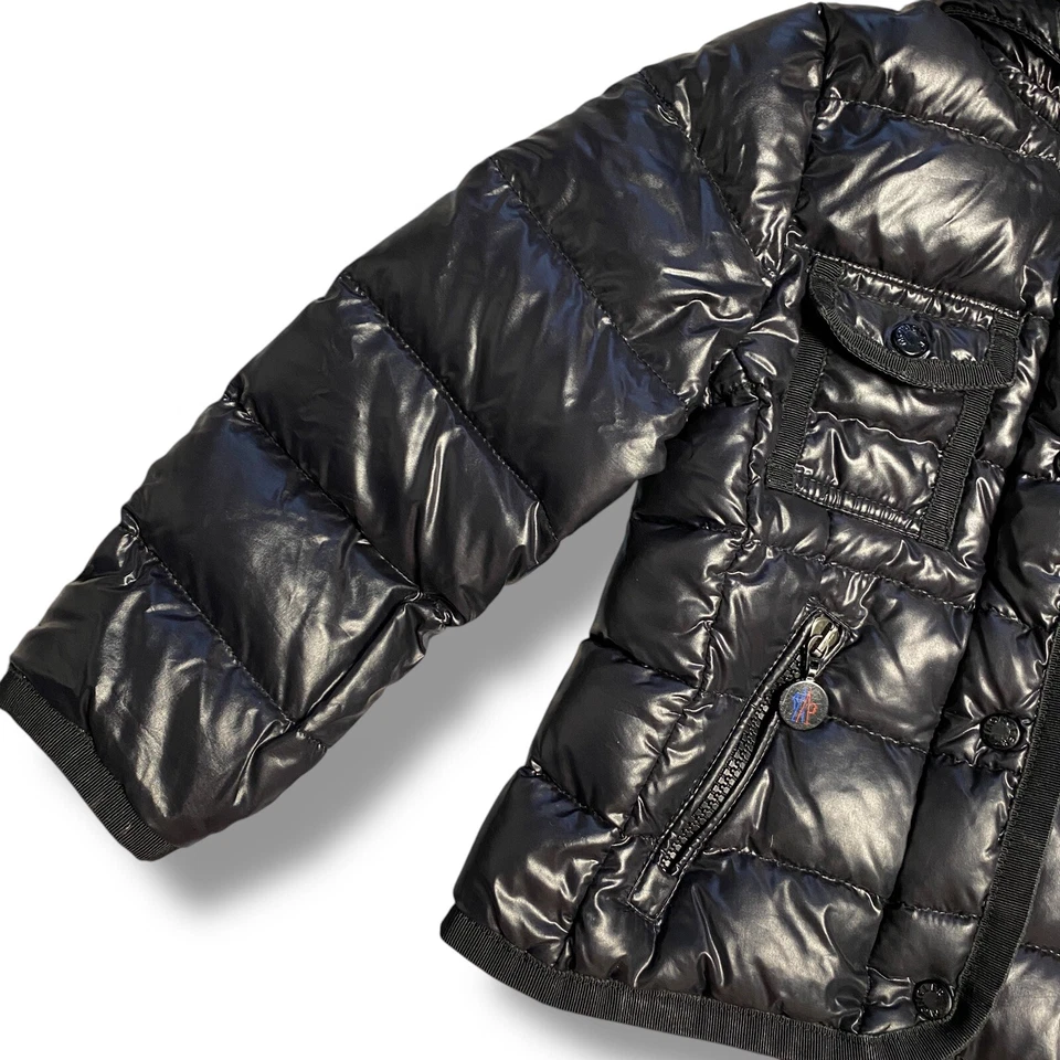 Moncler Girls Black Hooded Down Jacket Size 4 Years - Image 2 of 4